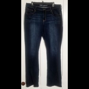 16 Long Old Navy Curvy Bootcut Jeans